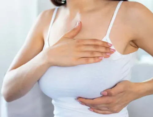 Lifting mammaire avec lipofilling post-grossesse
