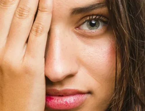 Pourquoi les paupières « tombent » avec l&rsquo;âge ?